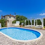 Nika-3 By Interhome Appartement Umag
