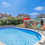 Nika-3 By Interhome Umag