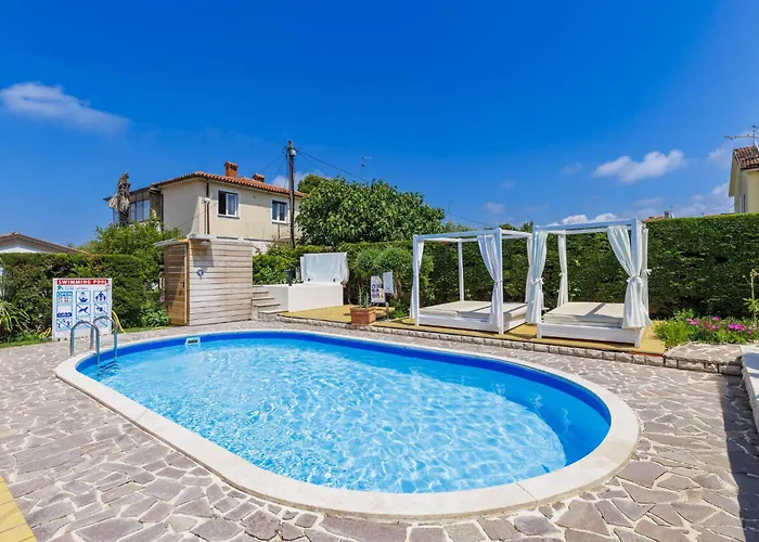 Nika-3 By Interhome Appartement Umag