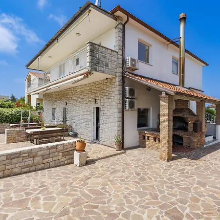 아파트 Nika-3 By Interhome 우마그