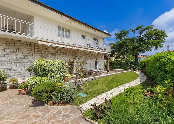 Nika-3 By Interhome *