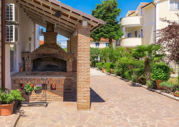 Nika-3 By Interhome Apartman *